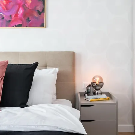 Appartamento Cozy Business Area 1Br Near Aviatiei Bucarest Esterno foto